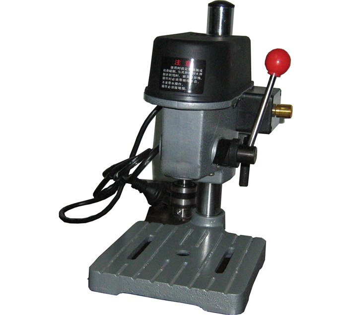 手动钻孔机